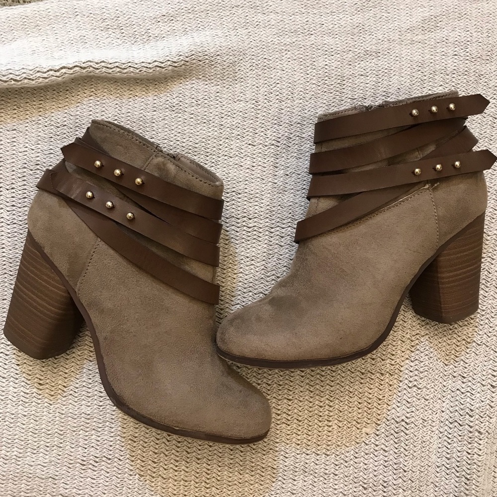 ❤️Material Girl Strappy Leather and Suede Bootie